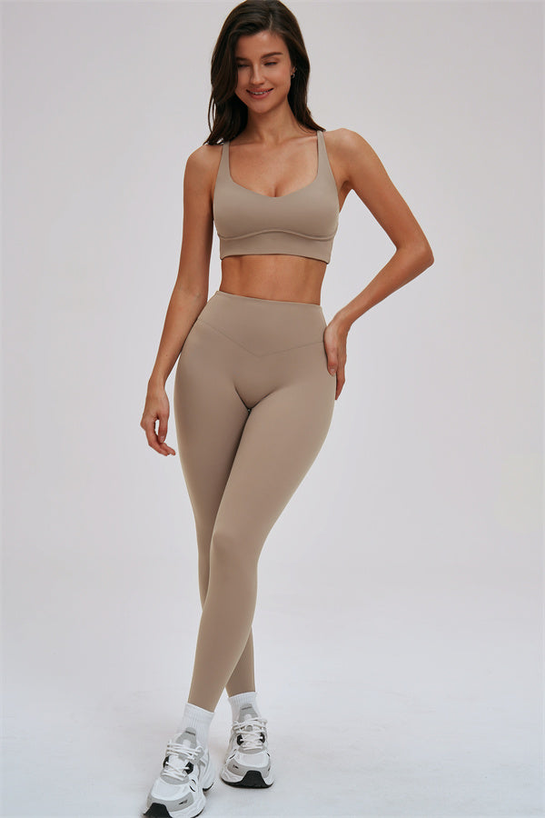 The Kinetic Cross Back Sports Bra Leggings 2-Piece Set