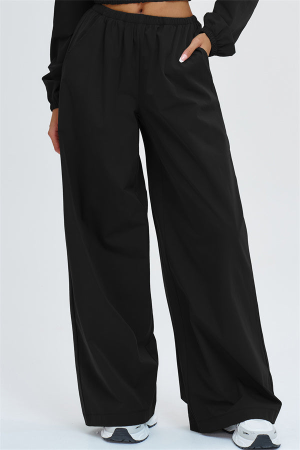 The Svelte UV protection Crop Hoodie Sweatpants 2-Piece Set