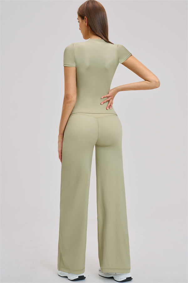The Dynamic T-shirt Straight Leg Pants 2-Piece Set