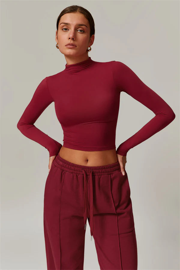The Motion Crop Top Sweatpants 2-Piece Set