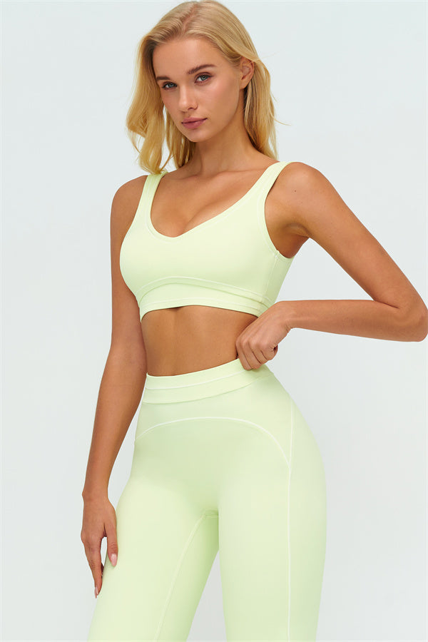 The Amara Sports Bra Flared Leggings 2-Piece Set
