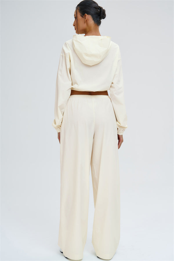 The Svelte UV protection Crop Hoodie Sweatpants 2-Piece Set
