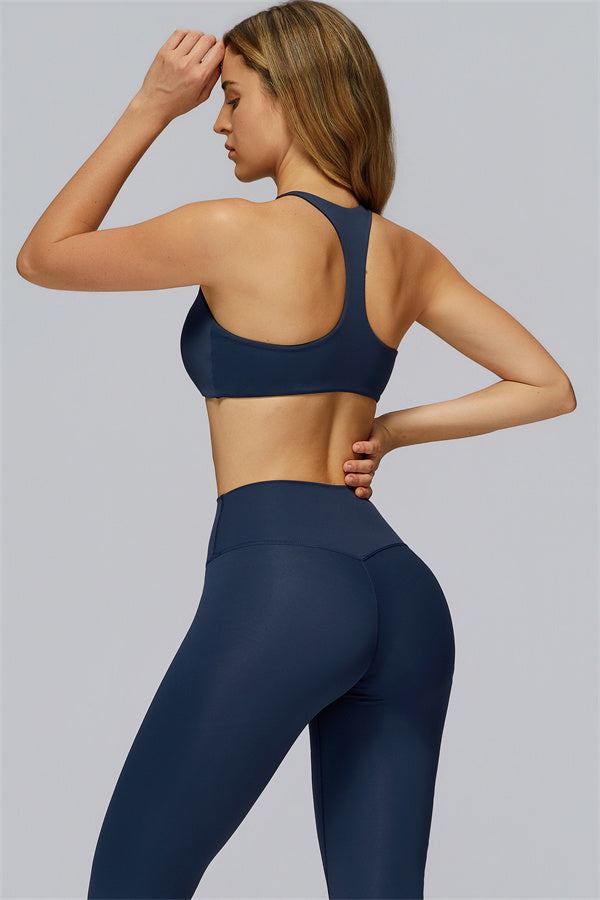 The FlexCore Sports Bra Capri Leggings 2-Piece Set