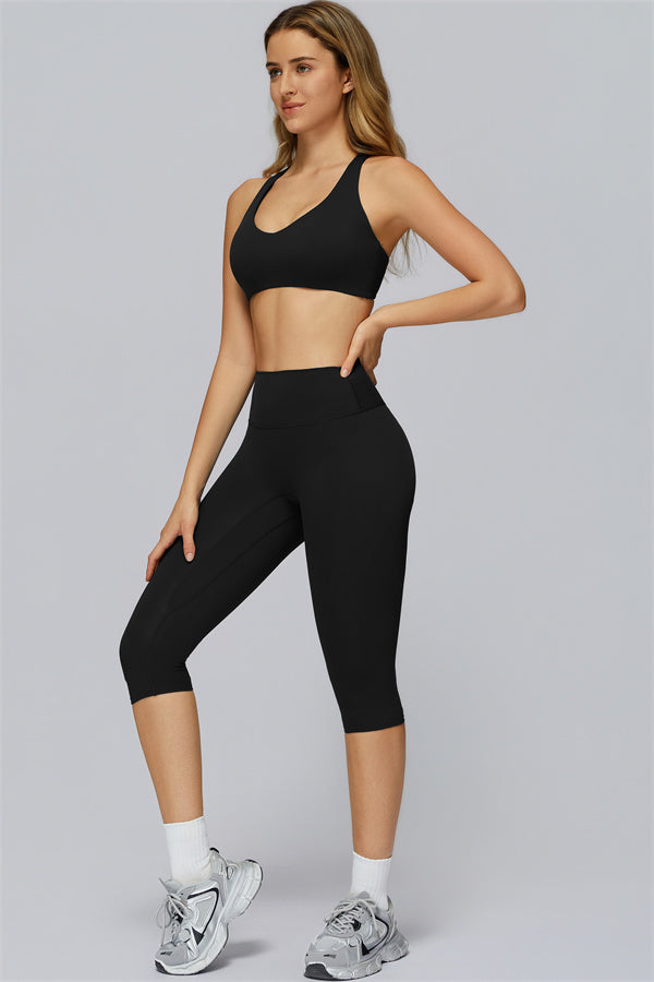 The FlexCore Capri Leggings