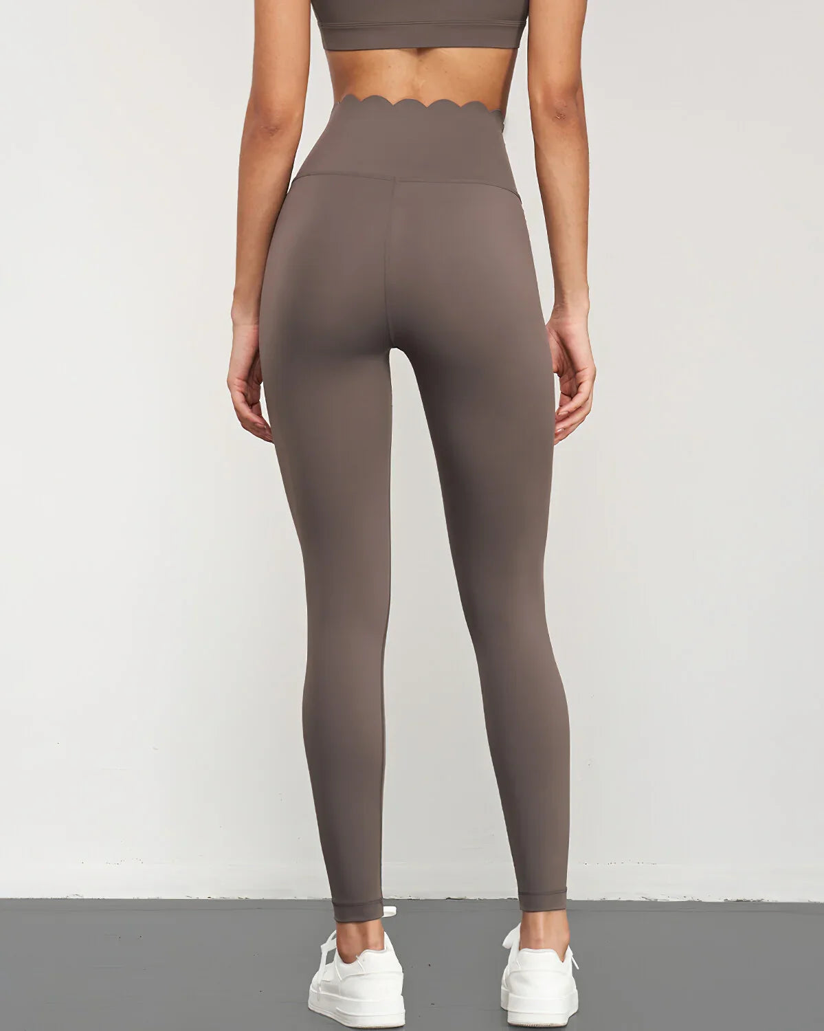 Hello Day Scalloped Waist High Rise Leggings