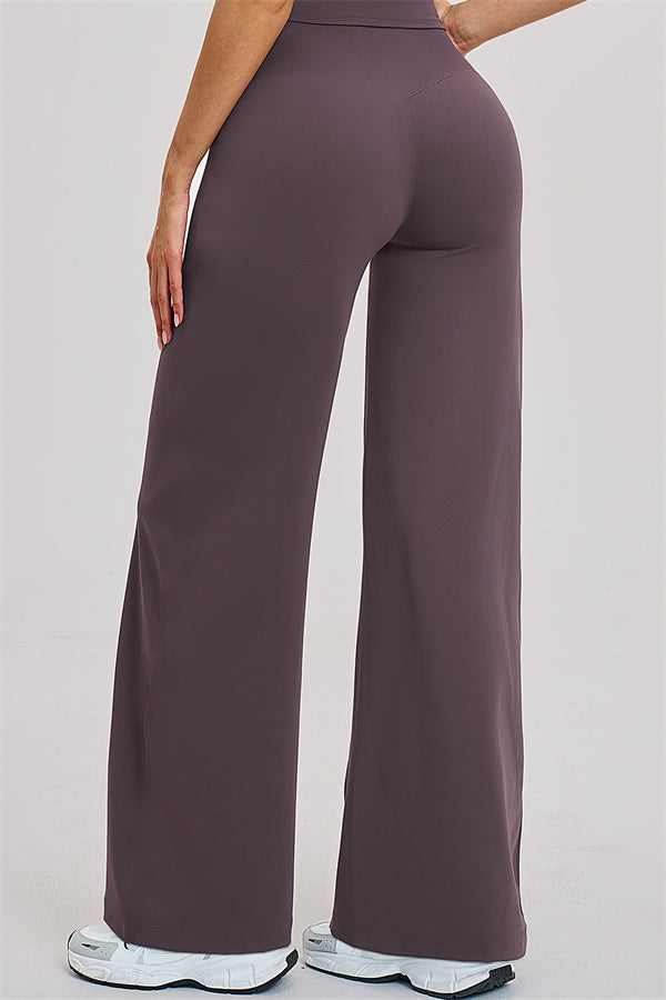 The Dynamic Crop Top Straight Leg Pants 2-Piece Set