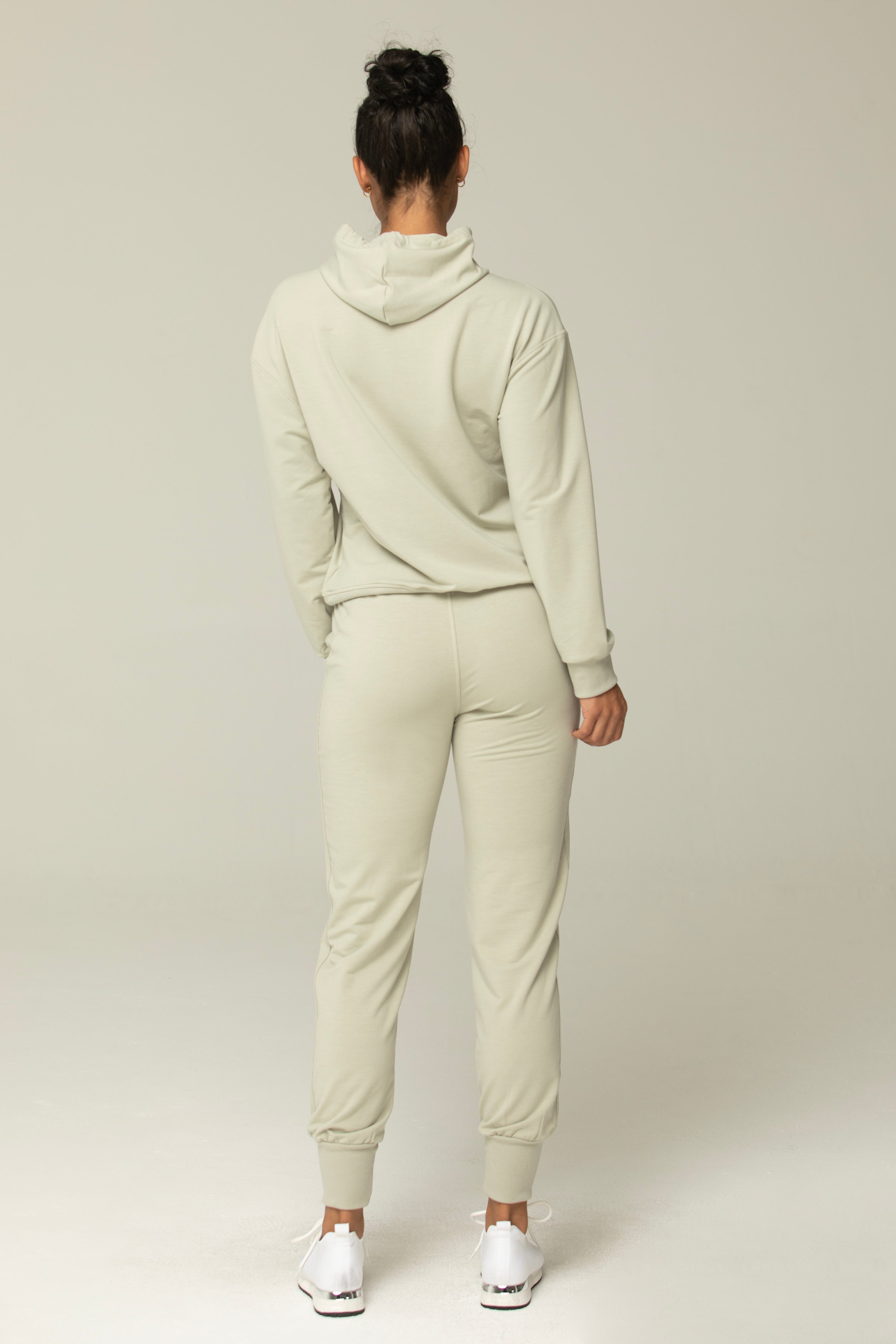 Luna Relaxed Fit Jogger Pants – Everyday Women’s Lounge & Athleisure Wear | Sage Green